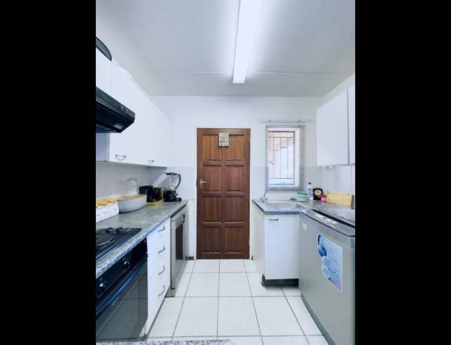 2 BEDROOM APARTMENT FOR SALE IN HONEYDEW GROVE